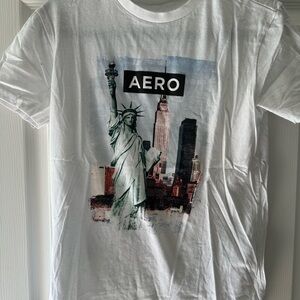 Aeropostale White Graphic Tee with Cityscape